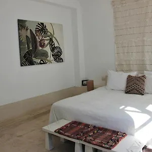 https://riad-el-ouarda.marrakeshhotelsmorocco.com